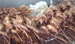 扒一扒高邮网红卞某吃瓜,吃瓜背后的真相与争议