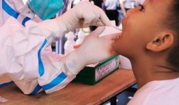 香橙果穗 电影在线观看,甜蜜回忆，光影交织的青春旋律