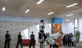 新闻联播爆料热线,聚焦民生，倾听民声