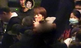 爆料明星吸烟的是谁啊视频,视频爆料明星吸烟，究竟是谁涉嫌违规？