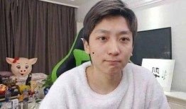 吃瓜网红事件老阿姨,老阿姨视角下的网络狂欢与反思